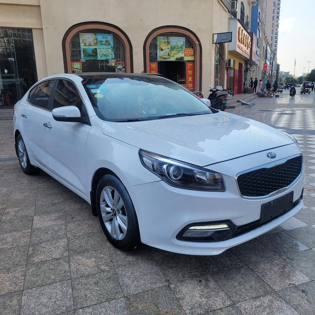 Kia K4