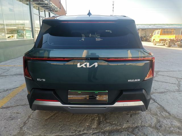 Kia EV5