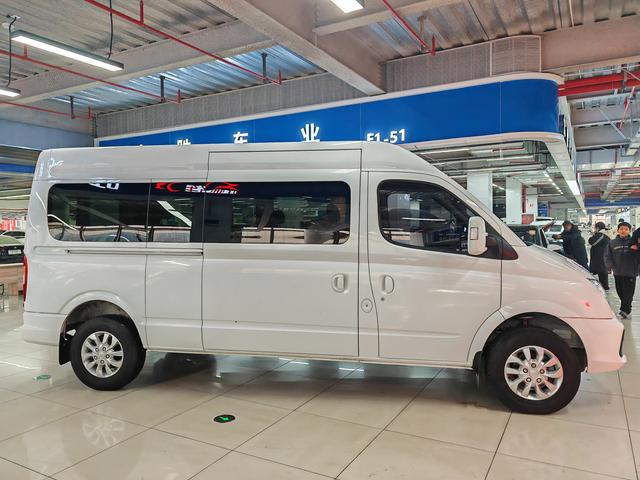 Maxus Xintu V80