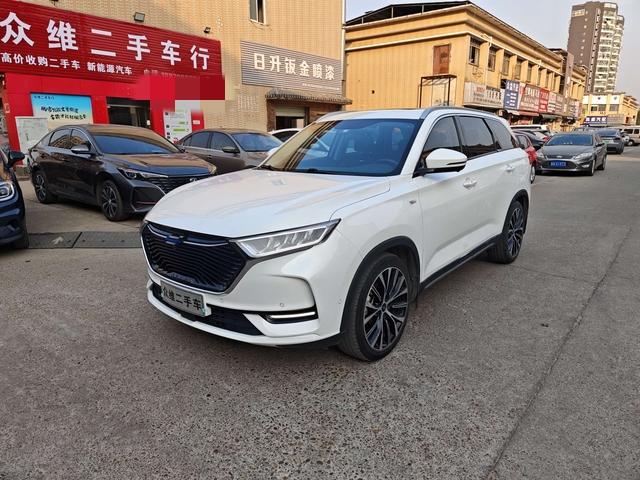 Oshan Changan Auchan X7