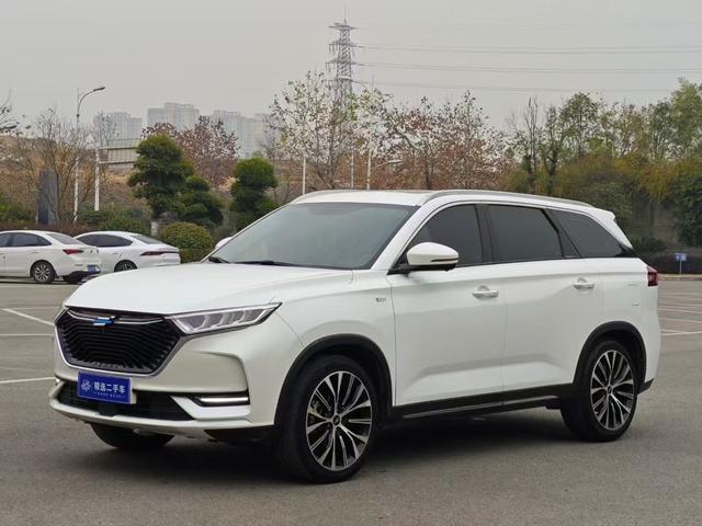 Oshan Changan Auchan X7