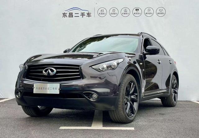 Infiniti QX70