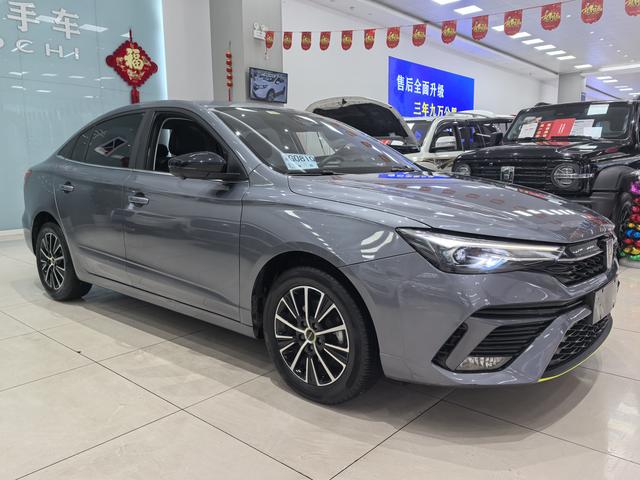 Roewe i5