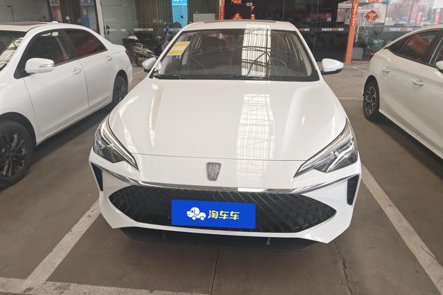 Roewe i5