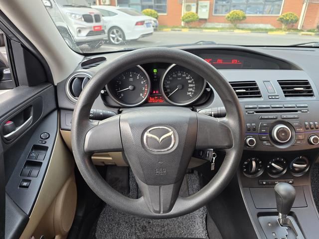 Mazda 3 star