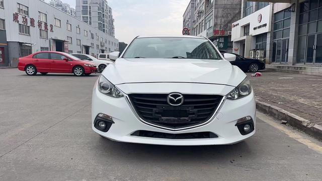 Mazda 3 Angkesela