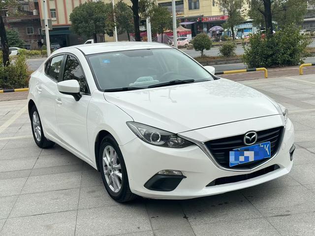 Mazda 3 Angkesela