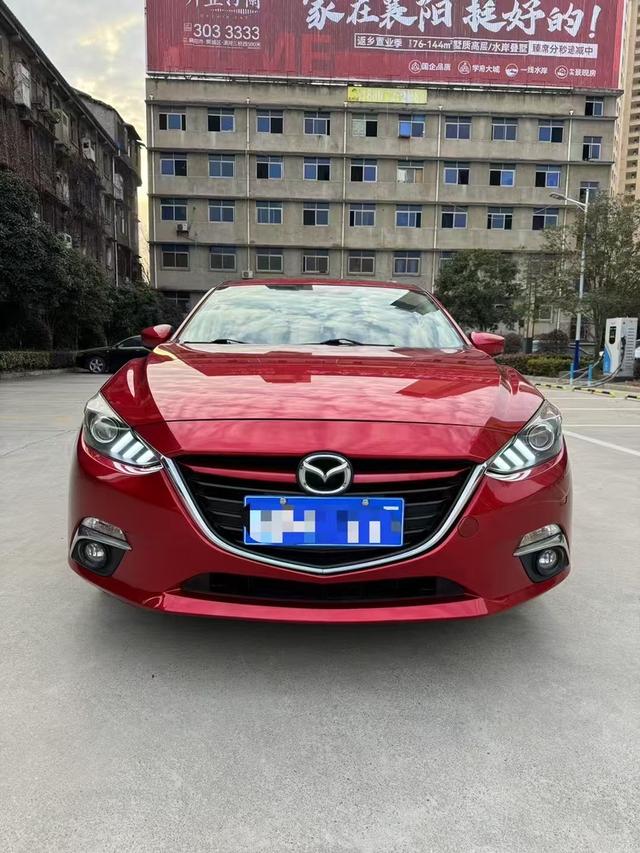 Mazda 3 Angkesela