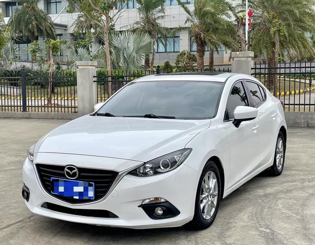 Mazda 3 Angkesela