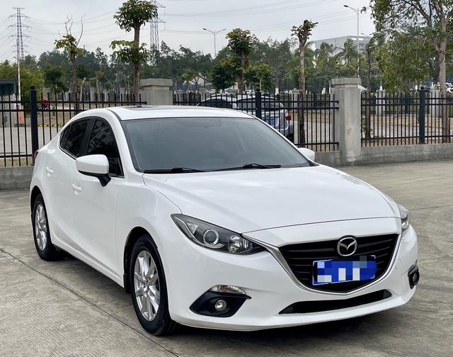 Mazda 3 Angkesela