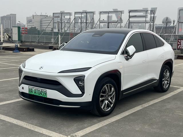 NIO EC6