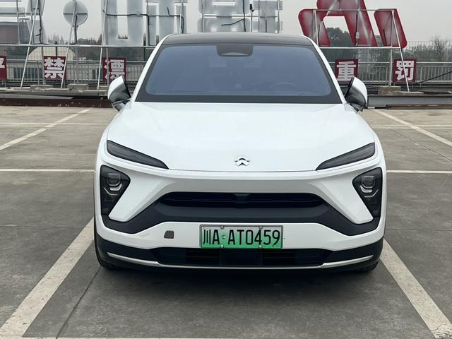 NIO EC6