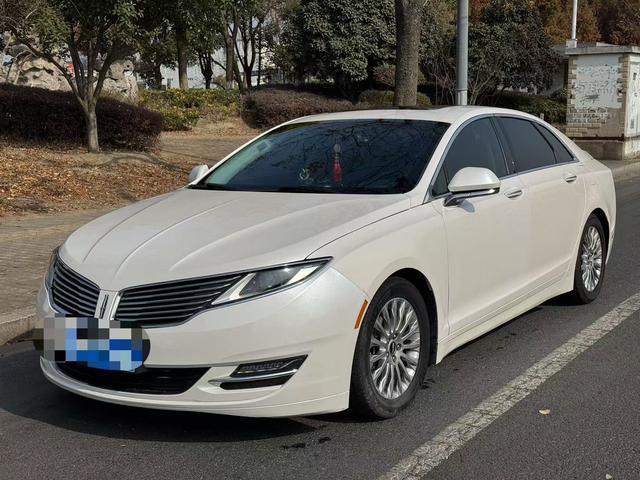 Lincoln MKZ