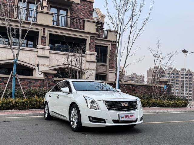 Cadillac XTS