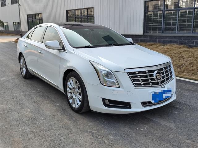 Cadillac XTS