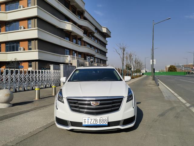 Cadillac XTS