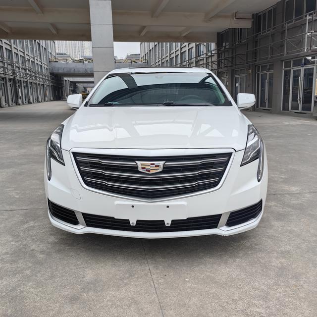 Cadillac XTS