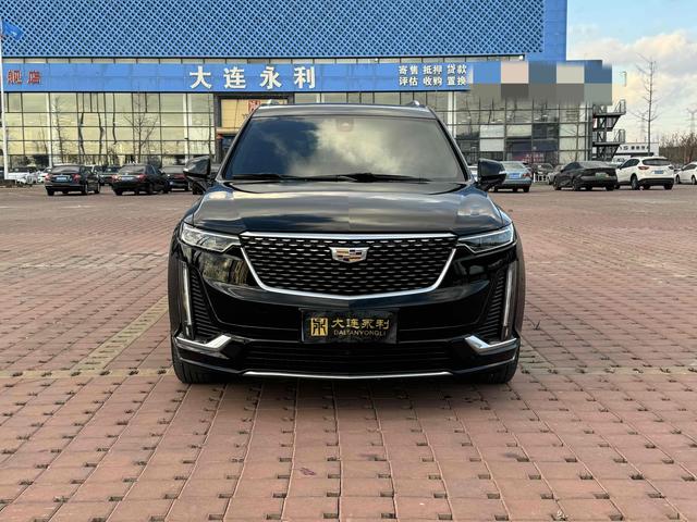 Cadillac XT6