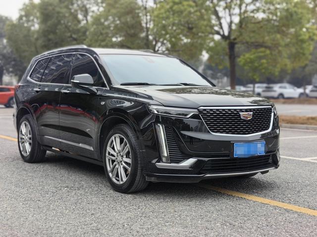 Cadillac XT6