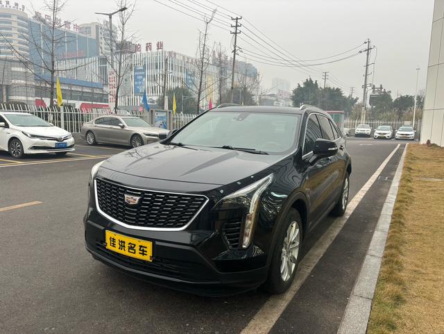 Cadillac XT4