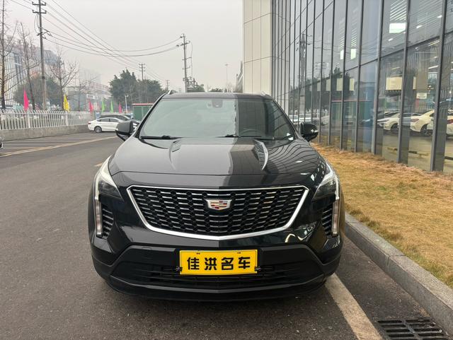 Cadillac XT4