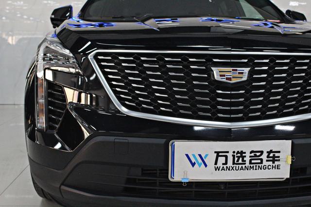 Cadillac XT4