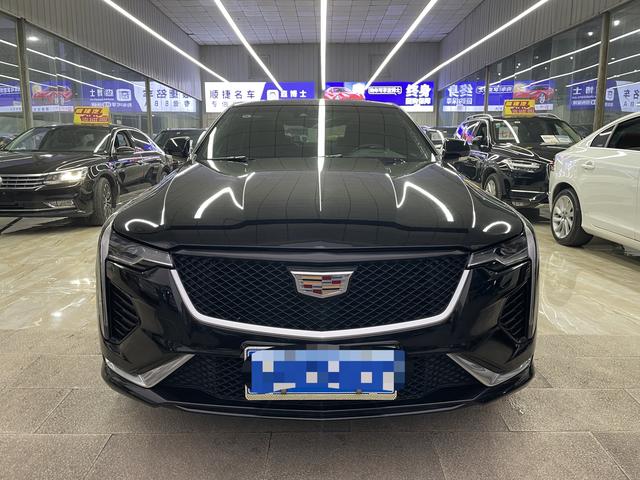 Cadillac CT4