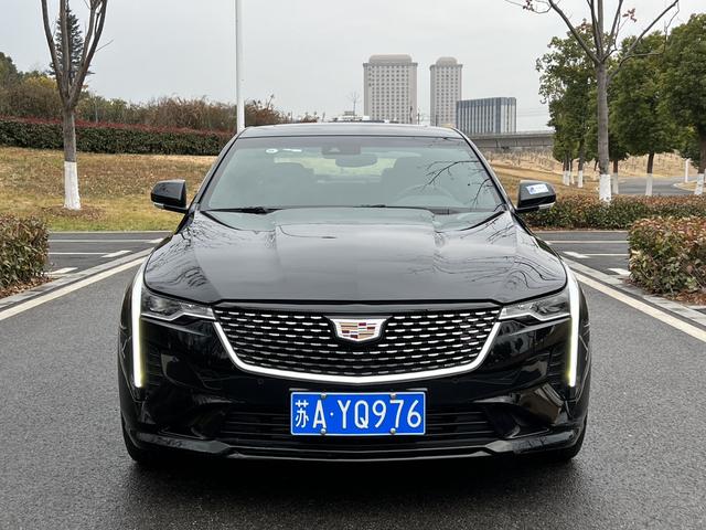 Cadillac CT4