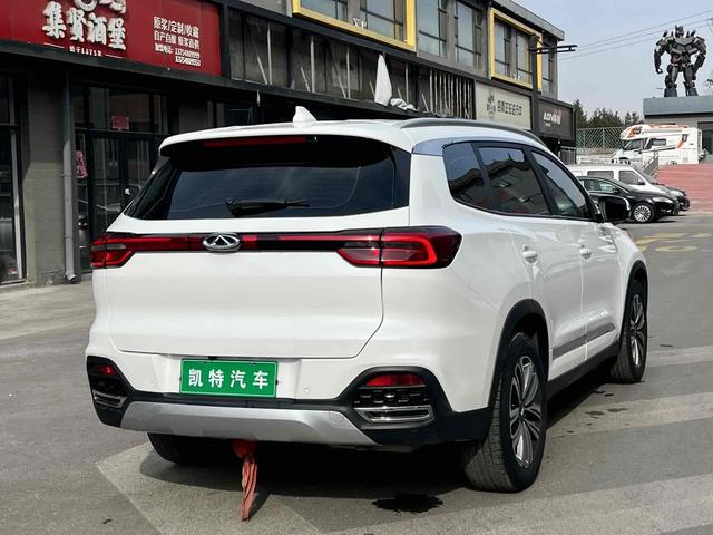 Chery Tiggo 8