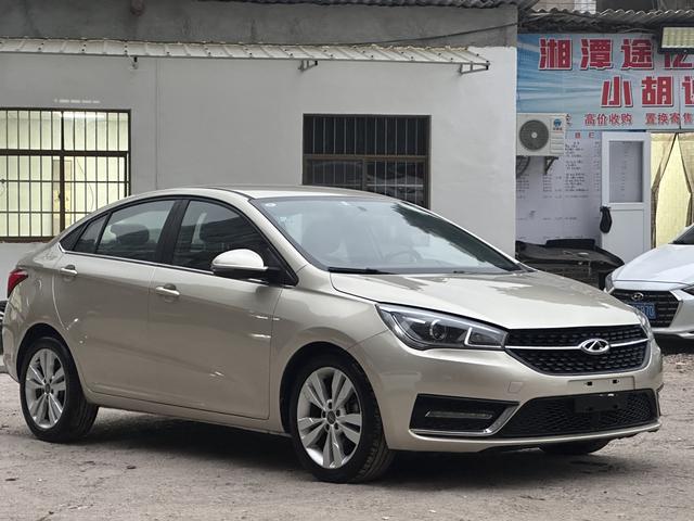 Chery Arrizo 5