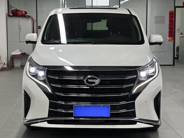 GAC Trumpchi M8