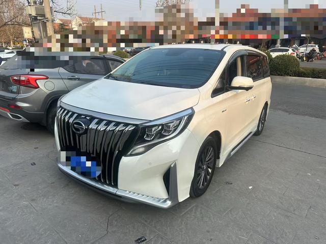 GAC Trumpchi M8