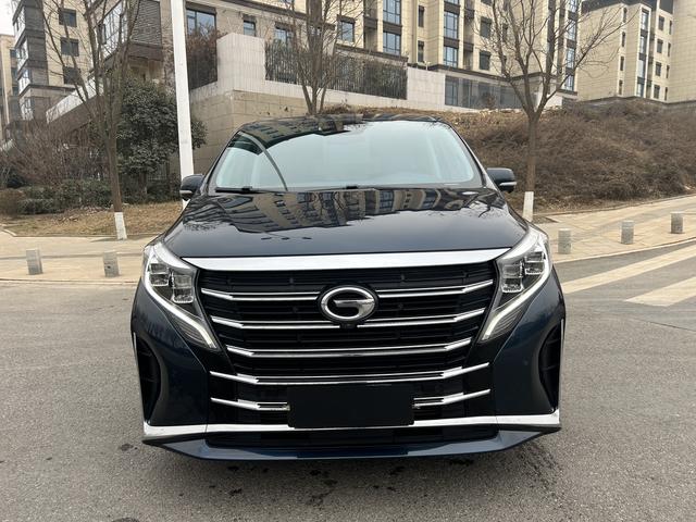 GAC Trumpchi M8