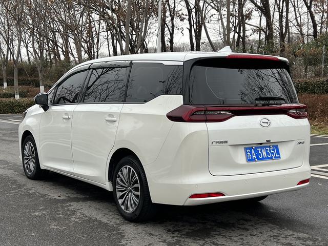 GAC Trumpchi M6