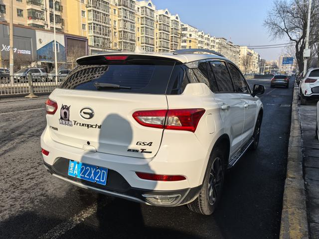 GAC Trumpchi GS4