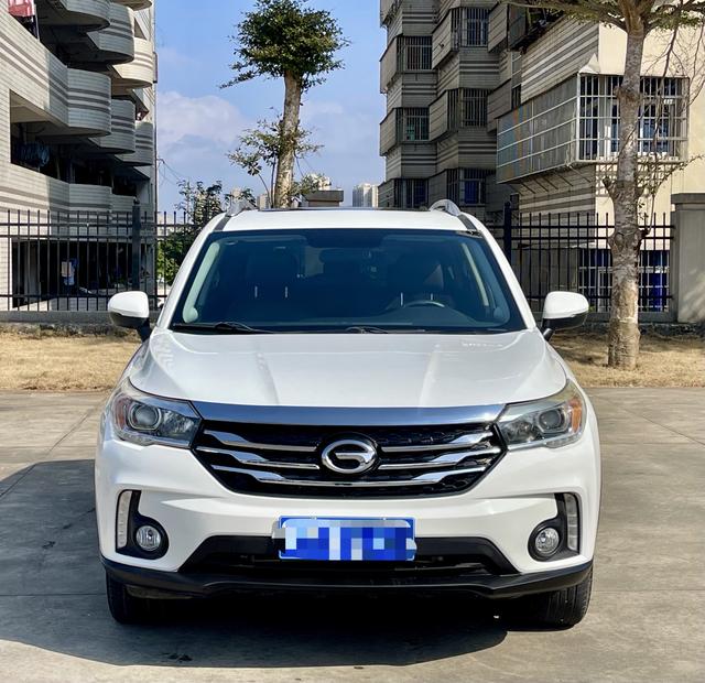 GAC Trumpchi GS4