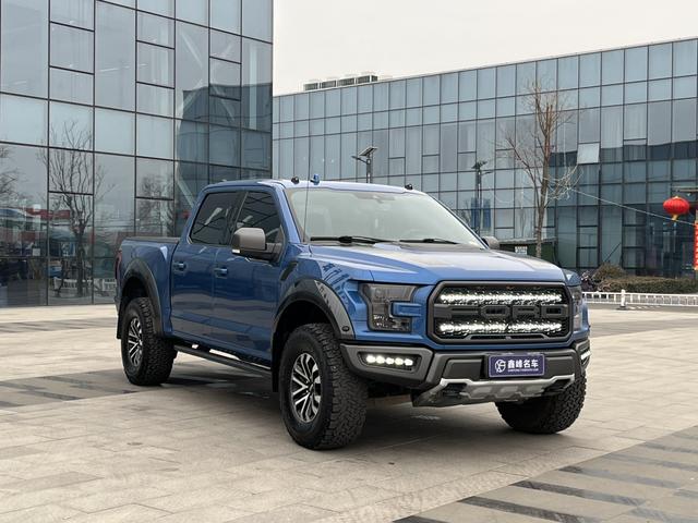 Ford F-150 Raptor