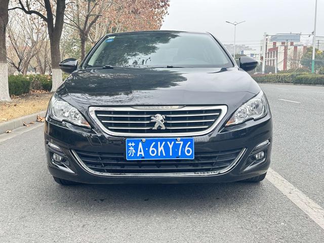 Peugeot 408