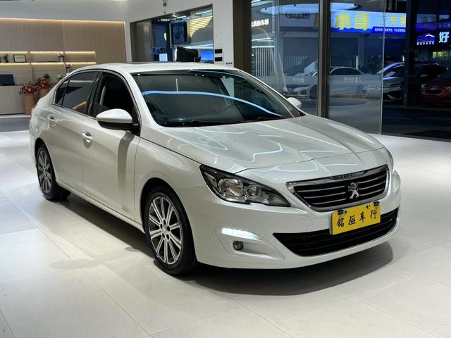 Peugeot 408