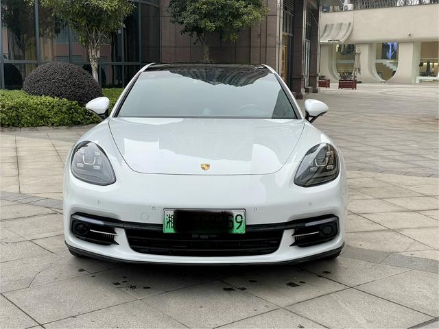 Porsche Panamera E-Hybrid