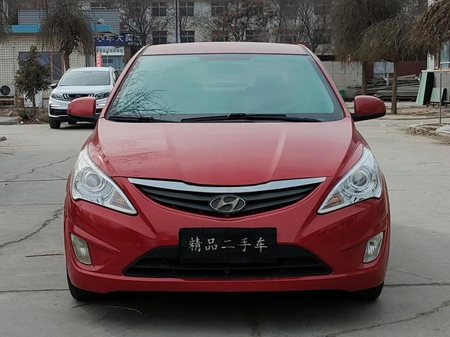 Hyundai Rena