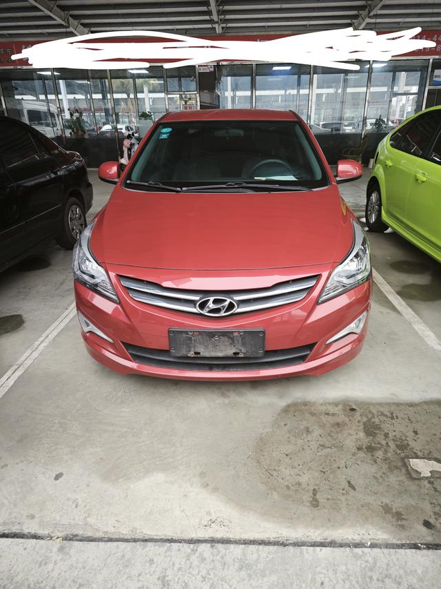 Hyundai Rena