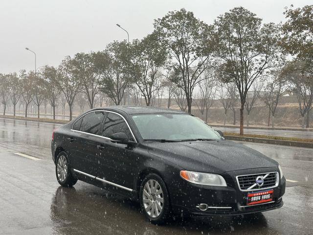 Volvo S80L