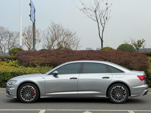 Audi A6L PHEV