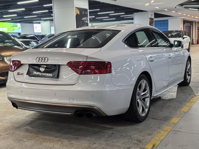 Audi S5