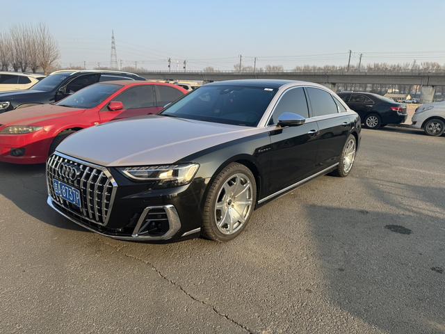 Audi A8