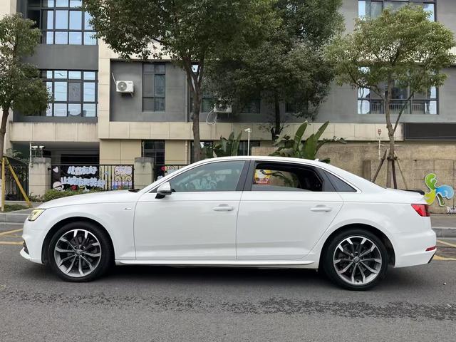 Audi A4L