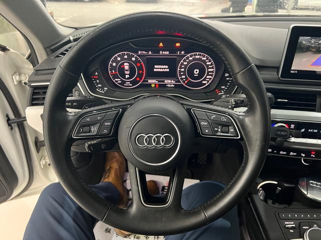 Audi A4L