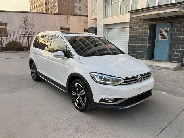 Volkswagen Touran L