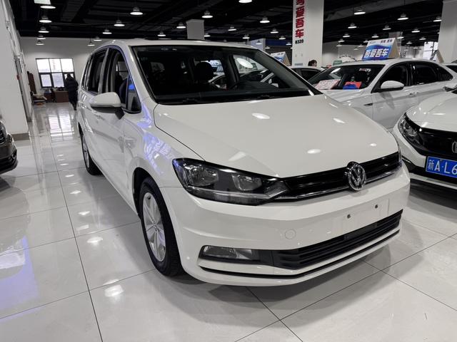 Volkswagen Touran L